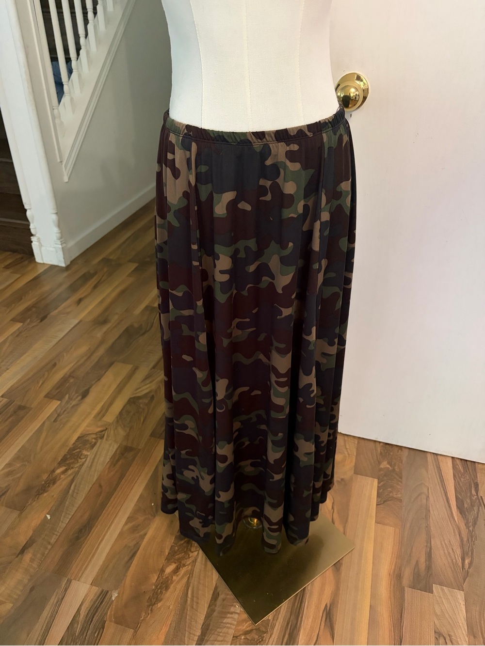 Dark Brown / Khaki / Green Midi / Maxi Camouflage Skirt, Large, EUC